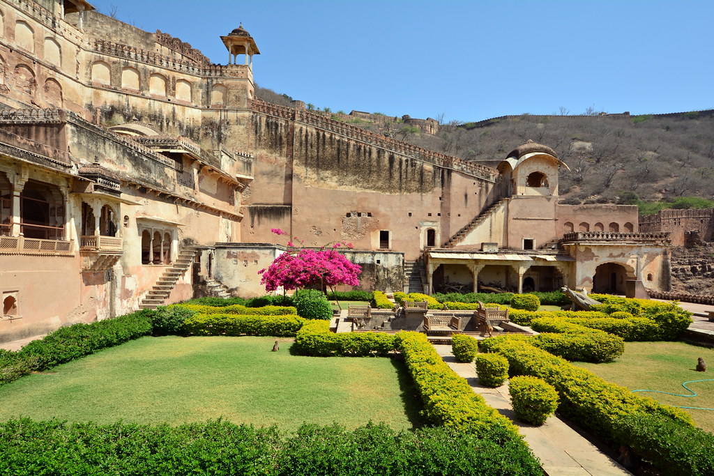 Best Travel Guide to Bundi Rajasthan - Go High Travels
